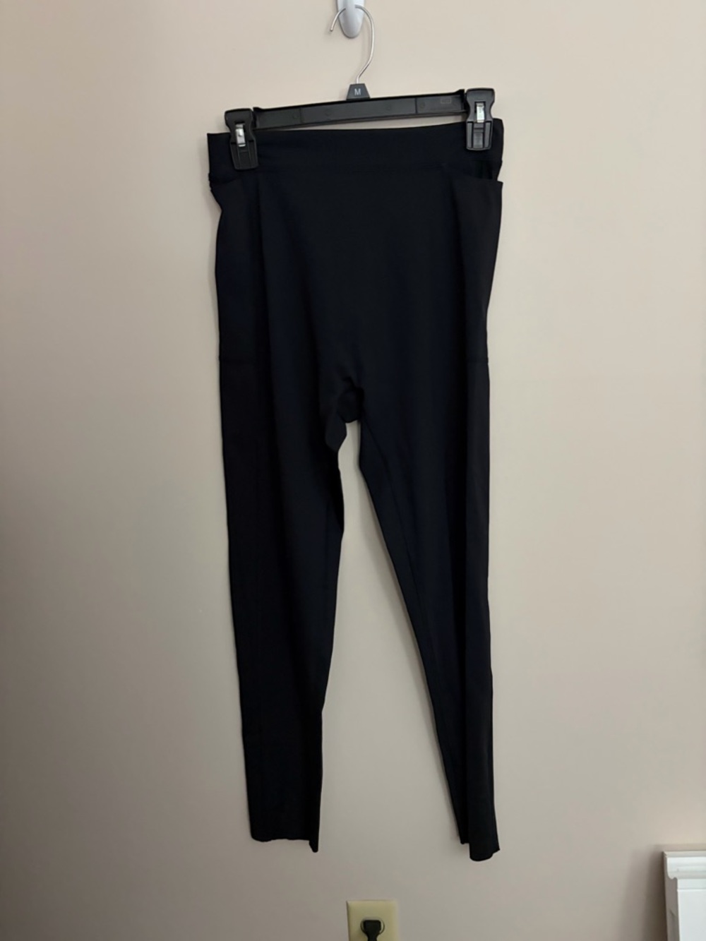 American Eagle Outfitters Black High-Rise Leggings